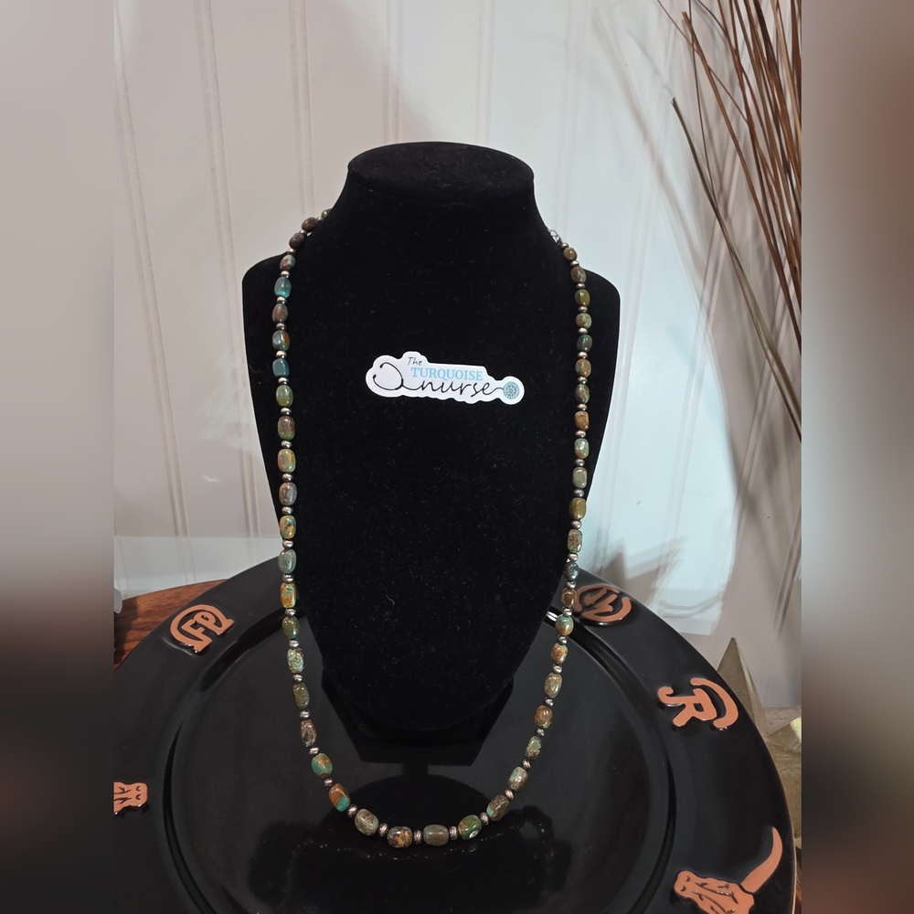 Green Multi-Color Beaded Necklace